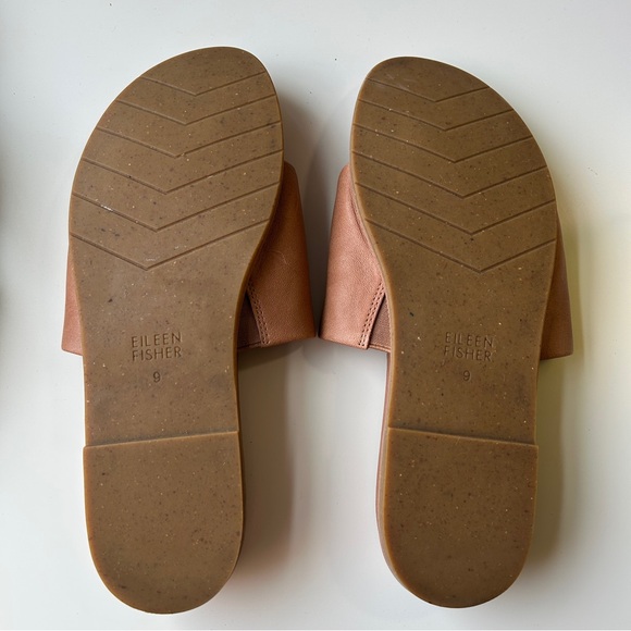 Eileen Fisher tumbled leather sandals size 9 black tan slip on - Picture 4 of 11